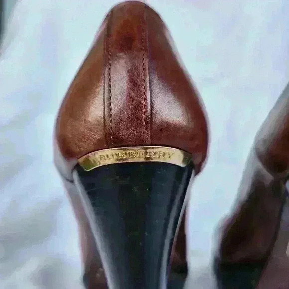 Burberry Brown Leather Pumps Serrated Platform Edge Vintage Designer Heels - Picture 6 of 9